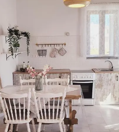 Anemone Traditional House Feriehus *